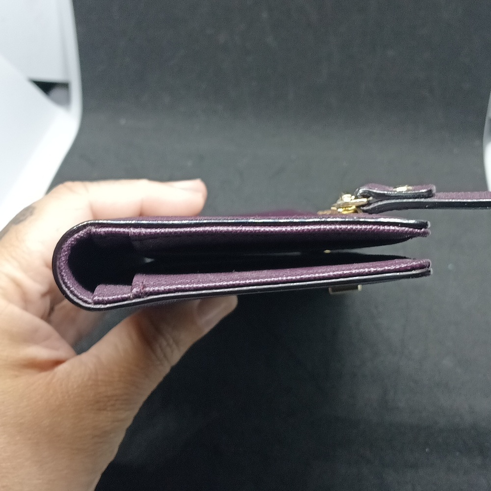Kate Spade Wallet - Picture 7 of 8